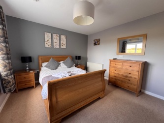 7.-Double-bedroom