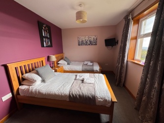 11.-Twin-room-1